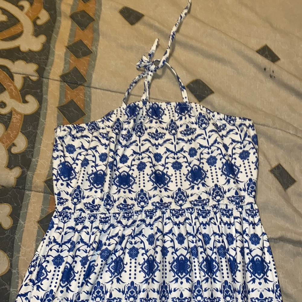 Beautiful patterned halter dress.